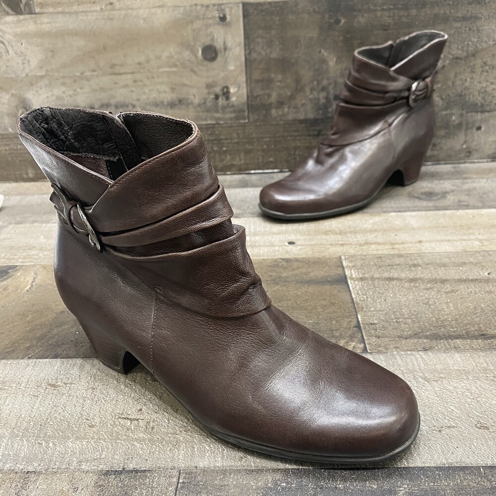 Clarks Artisan Womens Brown Leather Heel Side Zip Boots Size 6.5 M